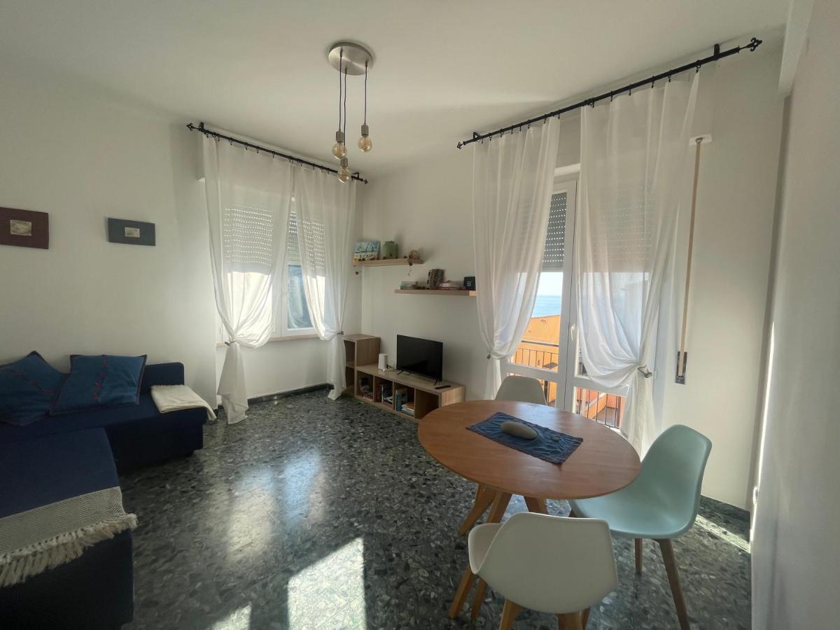 2-Bedroom Sunny Sea View With Balcony, La Casa Di Christine Monterosso al Mare Exterior photo